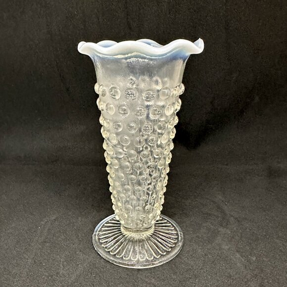 Vintage Fenton Hobnail Opalescent Footed Vase Propagation Fairycore Spell Magic - Picture 3 of 9